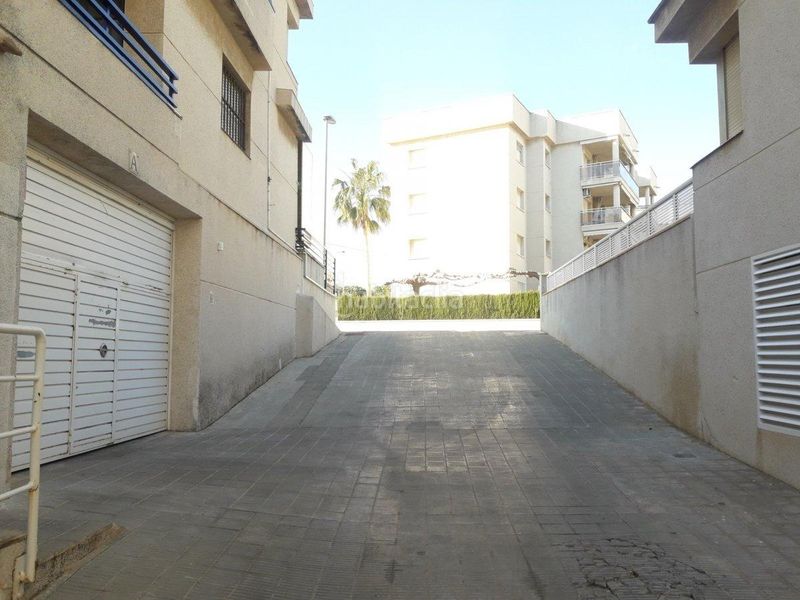 Foto a111fec0-c80d-4b99-8893-a8f85815a644. Autoparkplatz in Cunidor Cunit