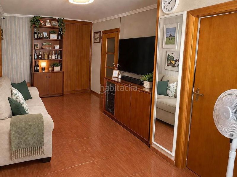 Foto 6f7383fc-d7ad-47d1-9c14-bd7dff41dc72. Pis a Prosperitat Barcelona