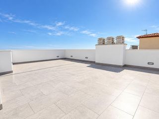 Reihenhaus in Les Roquetes. Casa en venta a estrenar en sant pere de ribes  les roquetes, to
