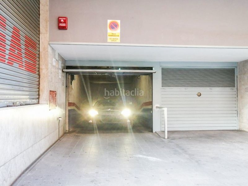 Foto 9f265ee2-d711-4d7c-8ee7-a857ae45e399. Aparcament cotxe a Trinitat Vella Barcelona