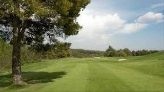 Terreno residenziale in Fraga. Terreno llano en campo de golf masía bach