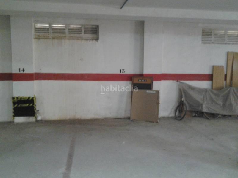 Foto 31fcd46a-2a38-446e-a13f-585d33b34807. Autoparkplatz in Nucli Antic Cunit