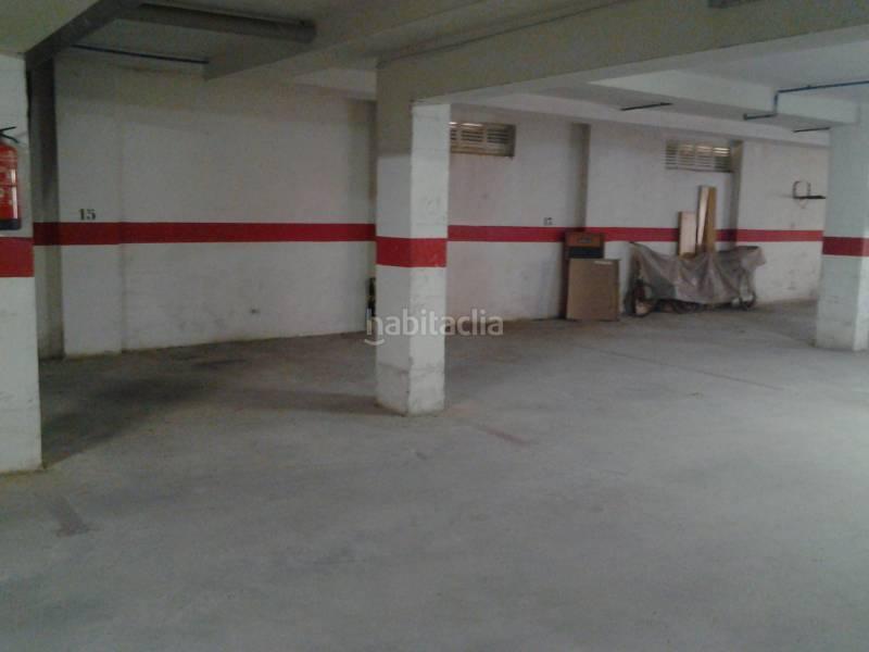 Foto 4a69ec9b-424f-478c-b75b-e12a4abfb46e. Autoparkplatz in Nucli Antic Cunit