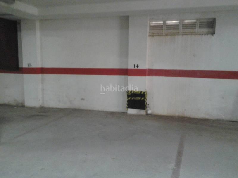 Foto 758e718b-bf6a-4585-8aae-a8a84023ec4f. Autoparkplatz in Nucli Antic Cunit