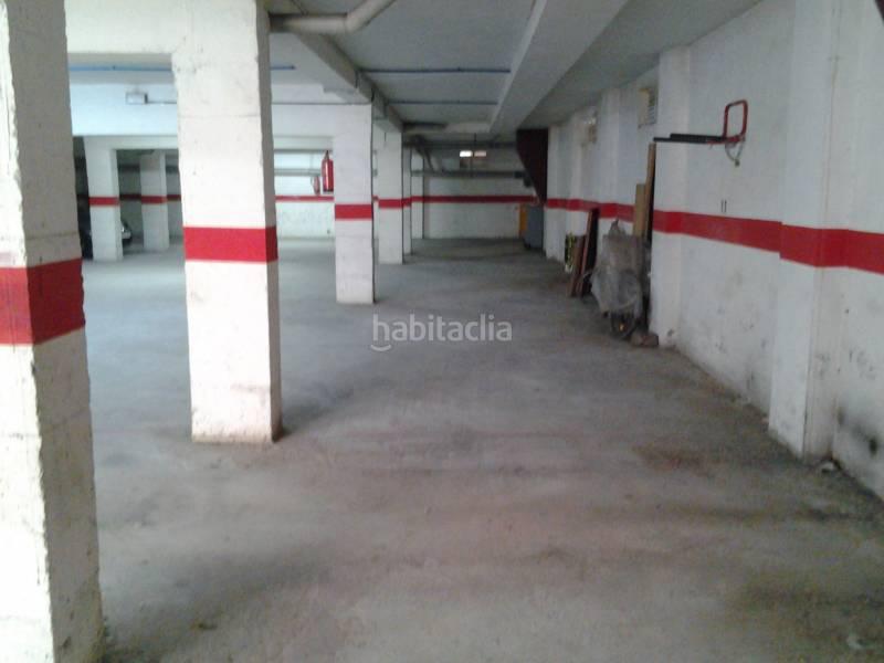 Foto e2c1f63f-9a3b-47af-9326-38dfc56d410f. Autoparkplatz in Nucli Antic Cunit