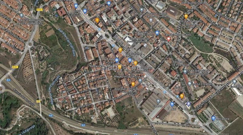 Foto 46e19320-cfef-4e16-a463-7b21fdb783df. Aparcament cotxe a Nucli Urbà Esparreguera