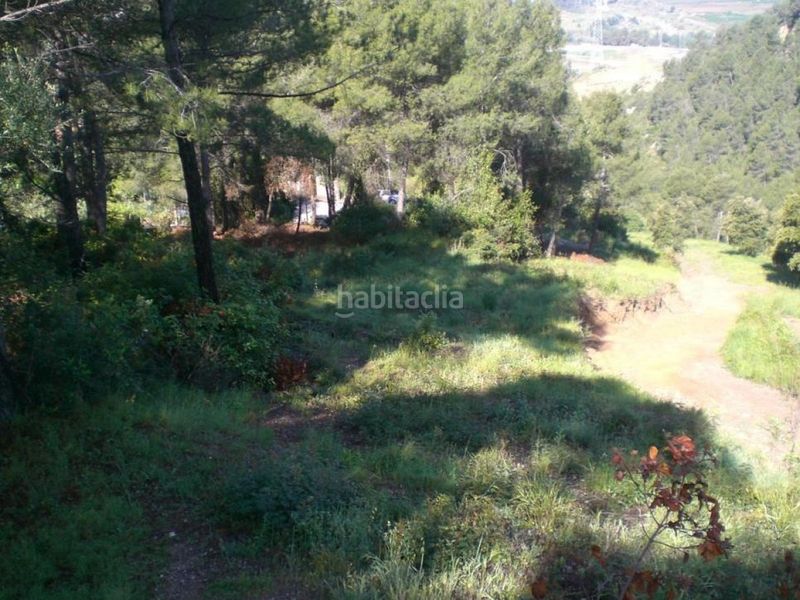 Foto b4bf90e9-b282-465f-ae42-57e6a0a252e4. Terreny residencial a Abrera