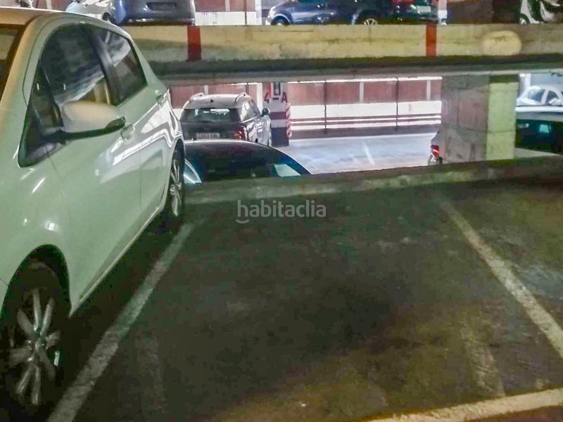 Foto 9c69cf83-20c2-4b9d-9a5c-fee42d9b1889. Aparcament cotxe a Dreta de l´Eixample Barcelona