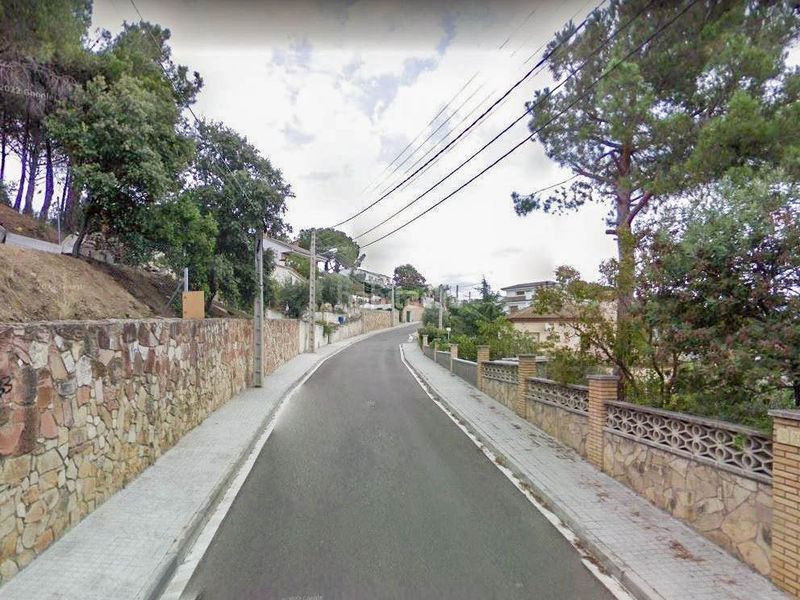 Foto 624e8d6c-b899-42a8-a06f-09ef50abb6ea. Terreny residencial a Piera