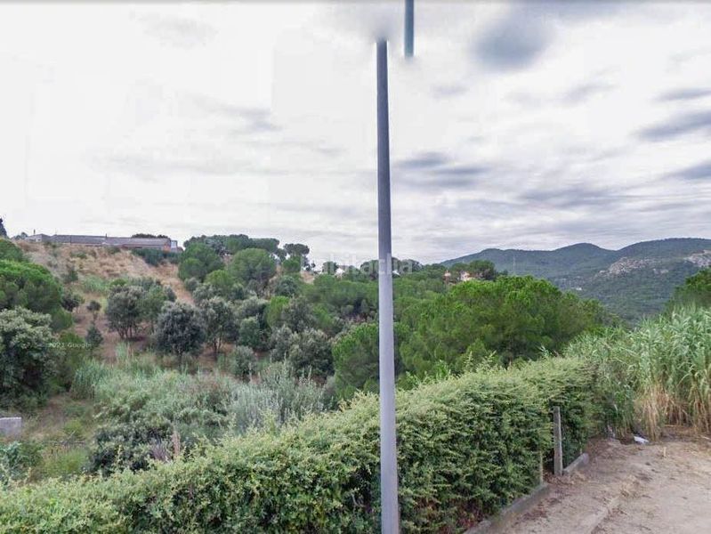 Foto c65a7895-90ff-443a-9990-a28702705ef7. Terreny residencial a Piera