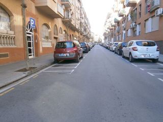 Parking coche en Sant Andreu de la Barca. Plaza de parking en sant andreu de la barca a 20' de barcelona