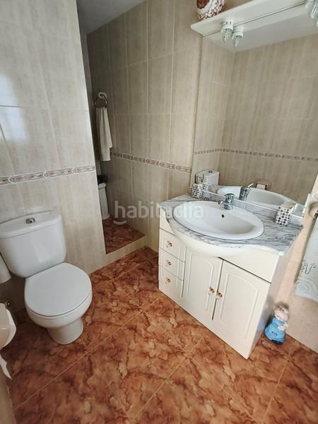 Foto 2fc53b89-0a66-4995-8114-83d98048c3f3. Chalet con parcheggio in Abrera