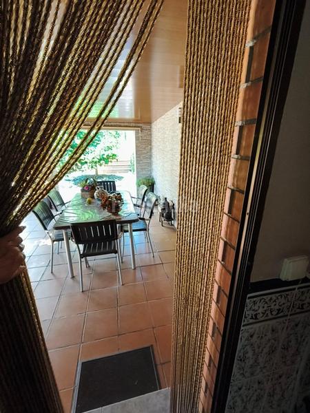 Foto 4ecd4935-3dfa-491f-83bb-afda2dabbbb1. Chalet con parcheggio in Abrera