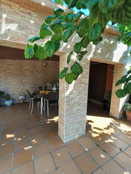 Foto 5baba5bd-0be2-469d-bff3-d51659cd94e1. Chalet con parcheggio in Abrera