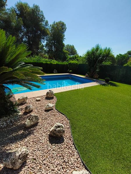 Foto b444e20d-e7c0-41e8-a007-e23e178cd782. Chalet con parcheggio in Abrera