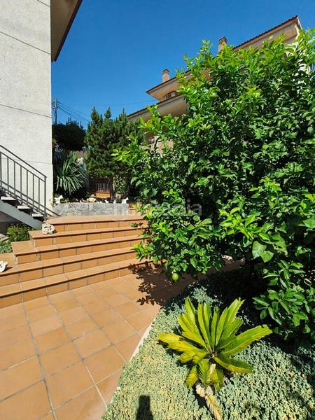 Foto beeb677f-a410-44cb-af90-98e6c4e23fdc. Chalet con parcheggio in Abrera