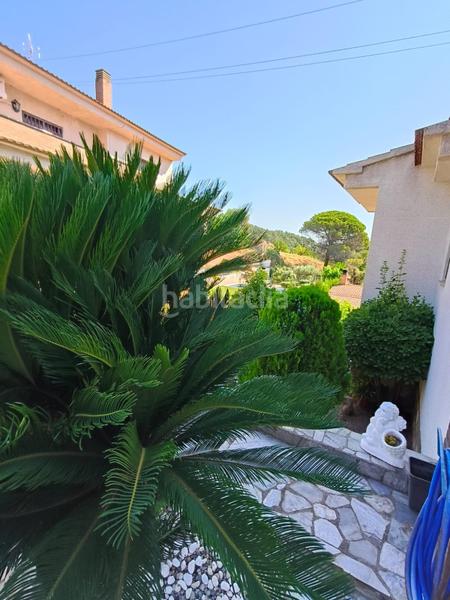 Foto c4ce3e4b-7db2-45a0-8fd1-74957c4db58a. Chalet con parcheggio in Abrera