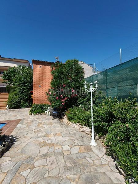 Foto e4c58fca-7916-437b-9e3c-de825ef21a63. Chalet con parcheggio in Abrera