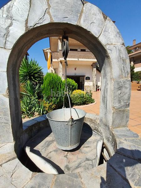 Foto e7494b01-1dc4-4792-a914-b3b33dc47bf9. Chalet con parcheggio in Abrera