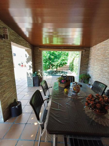 Foto f145fa4d-dafa-4eee-aa2b-e7f759b4ec03. Chalet con parcheggio in Abrera