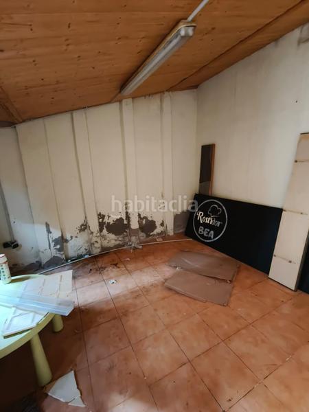 Foto f2dd4cbf-a8e0-4820-9c42-68e947c0d1cf. Casa adossada a Olesa de Montserrat