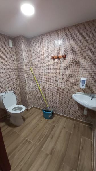 Foto 0691139f-7c94-4538-b9f0-5a8e1f1c607a. Local comercial en Canaletes - Turonet Cerdanyola del Vallès