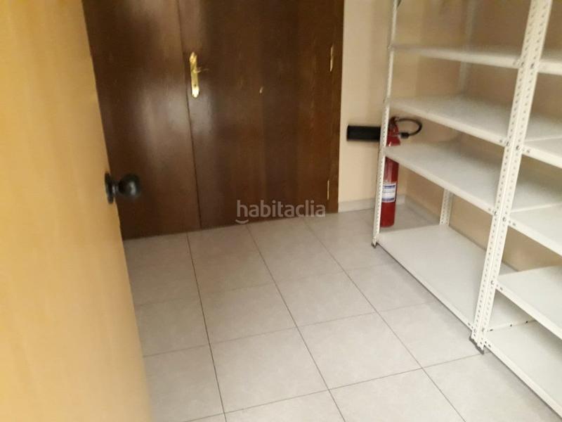 Foto 6c641858-2c25-42b6-ada8-0b3e236500a4. Affitto ufficio con parcheggio in Zona Industrial Ripollet