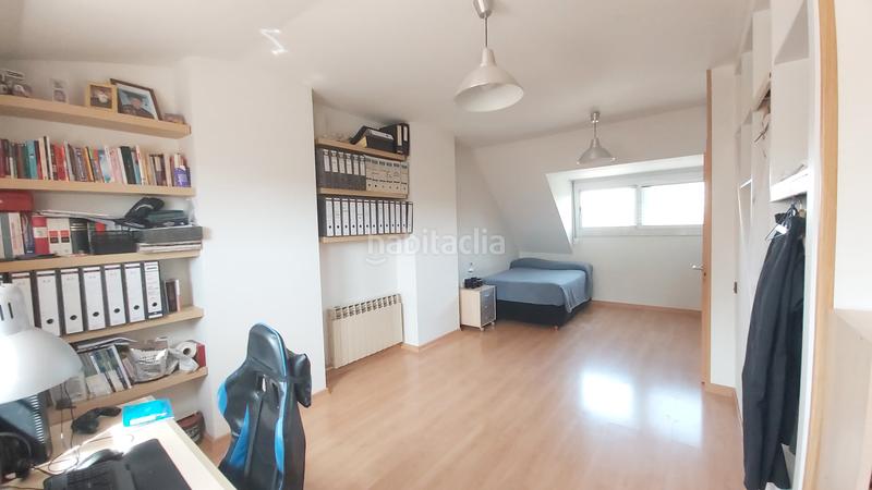 Foto c0840a56-bf0f-4e43-86c6-d38b11c99bbf. Casa a schiera con camino riscaldamento parcheggio piscina in Cerdanyola del Vallès