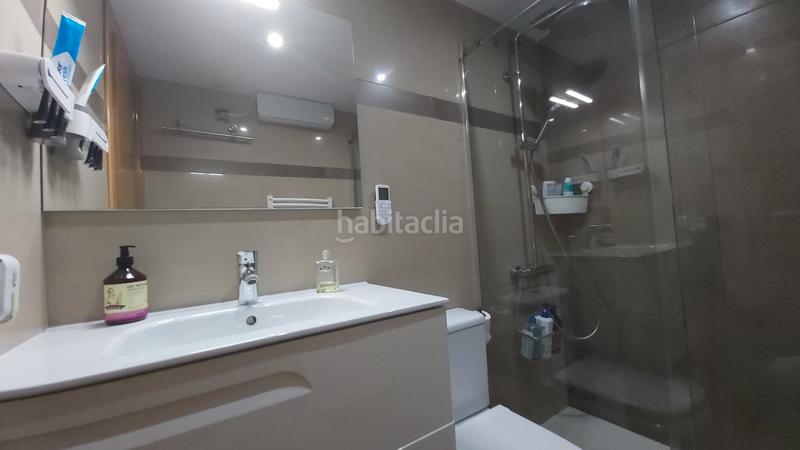 Foto d301061d-a00b-4d14-947c-b819f02655f0. Casa a schiera con camino riscaldamento parcheggio piscina in Cerdanyola del Vallès