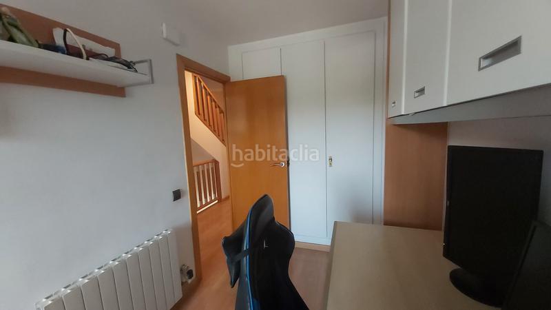 Foto eb202a9c-7bfd-4ba2-8aa9-12bce22d5e7c. Casa a schiera con camino riscaldamento parcheggio piscina in Cerdanyola del Vallès