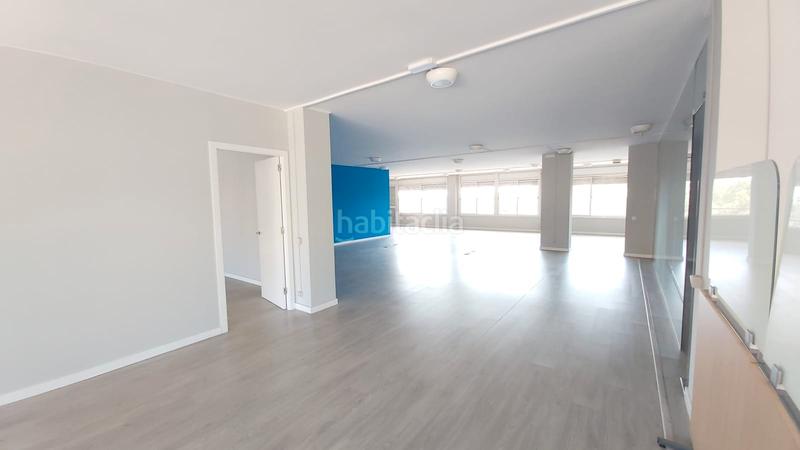 Foto 5095c460-7b34-4dff-b860-8a607d2965f3. Miete büro in Centre-Eixample-Can Llobet Barberà del Vallès