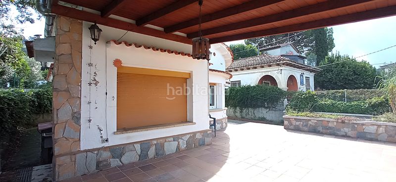 Foto d8c592c3-74da-4628-ab13-c1f208c3c04c. Xalet amb xemeneia calefacció aparcament a Montflorit Cerdanyola del Vallès