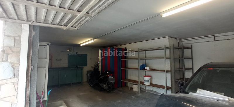Foto e3ea4fa0-af3d-4a88-9643-ac8df0ce0ccd. Xalet amb xemeneia calefacció aparcament a Montflorit Cerdanyola del Vallès
