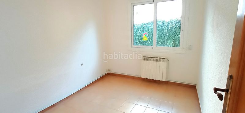 Foto eeed451b-8607-4267-9066-34fad920c8c0. Xalet amb xemeneia calefacció aparcament a Montflorit Cerdanyola del Vallès