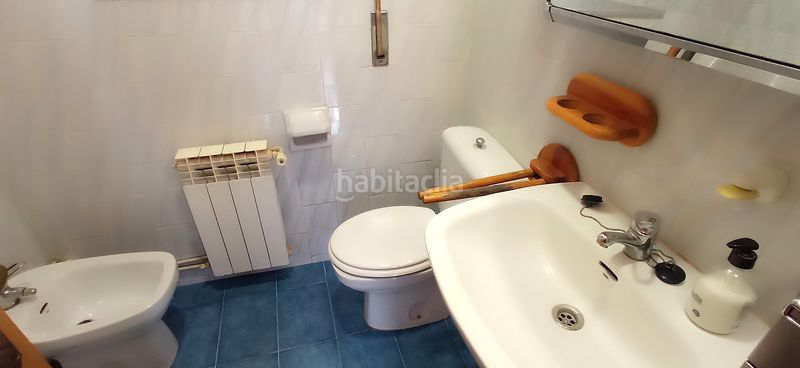 Foto f2d18ae7-6437-448f-abb6-ccf09ebc5438. Xalet amb xemeneia calefacció aparcament a Montflorit Cerdanyola del Vallès