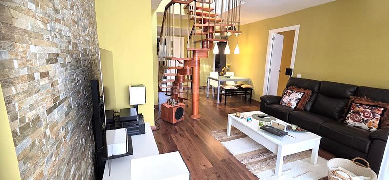 Foto 6cca1aec-ed75-4b26-af8f-4d5f676472cb. Dúplex amb calefacció aparcament a Sant Ramón Cerdanyola del Vallès