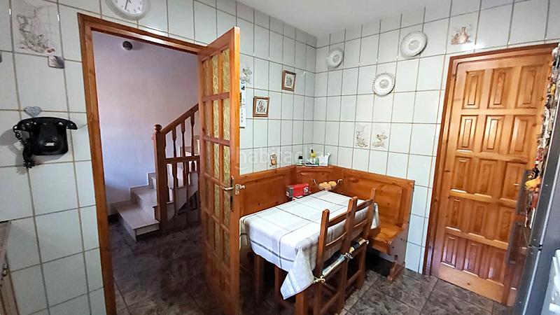 Foto af44332f-84f9-448e-9f5a-bd2ab47ff7fe. Casa adossada amb calefacció aparcament a Serraparera Cerdanyola del Vallès