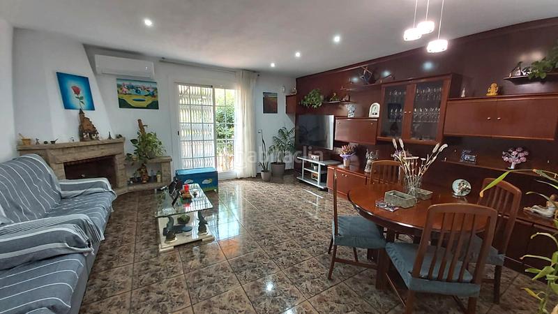 Foto f6cbd8dd-a641-4590-85ec-1cfdef857e10. Maison jumelée avec chauffage parking dans Serraparera Cerdanyola del Vallès