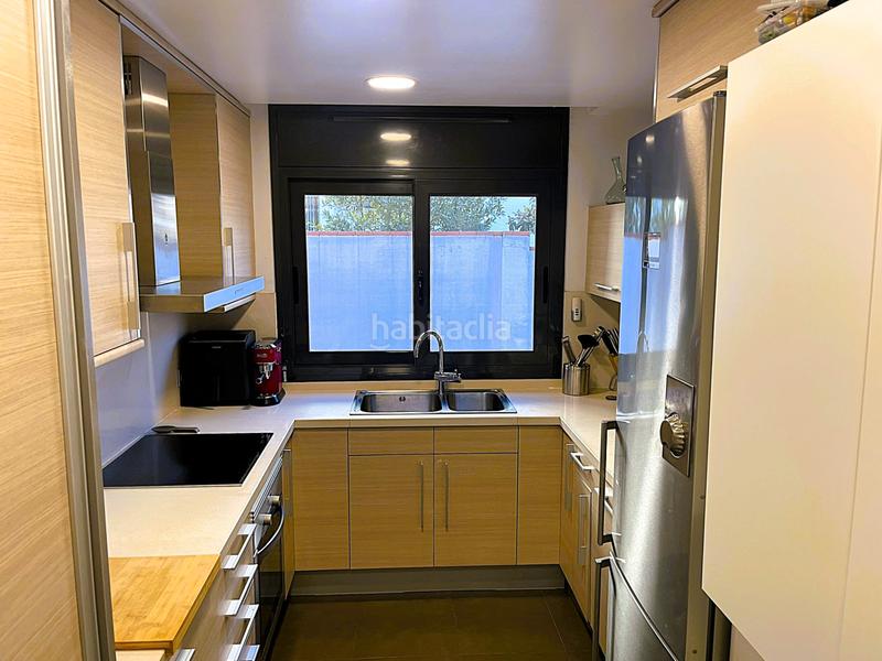 Foto 0b847106-9173-4063-b545-f80110b7a843. Planta baixa amb calefacció aparcament a Martinica - Ateneu Cerdanyola del Vallès