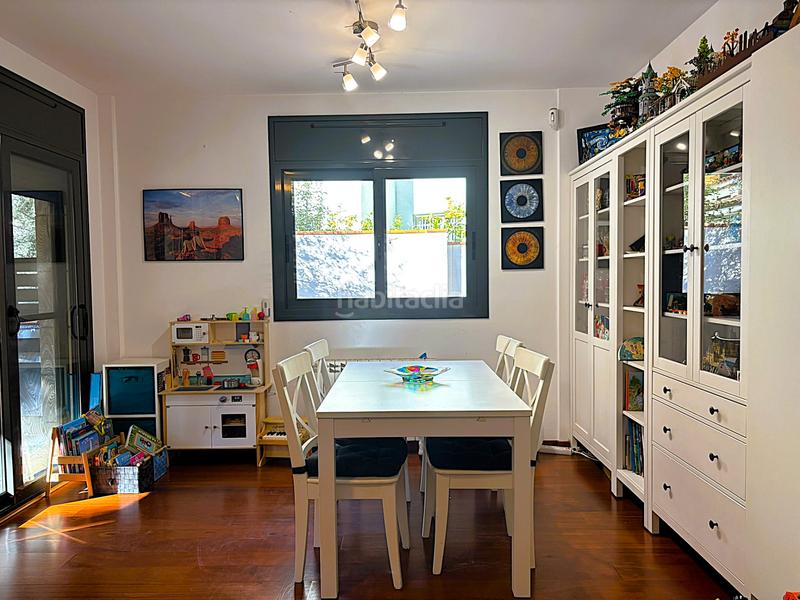 Foto 5c993d53-ed25-4ce4-b7ca-21f29471d46c. Planta baixa amb calefacció aparcament a Martinica - Ateneu Cerdanyola del Vallès