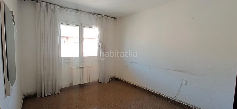 Foto 1a10519c-23f5-4f7a-b62a-a0f97a49159c. Àtic amb calefacció aparcament a Martinica - Ateneu Cerdanyola del Vallès