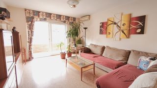 Pis a Centre-Cordelles. Amplio piso de 149 m² con 4 habitaciones, balcones y parking en