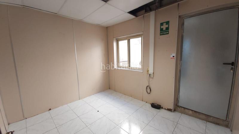 Foto 065339ba-dd8c-4c88-af99-e215081894c1. Alquiler local comercial en Sant Ramón Cerdanyola del Vallès