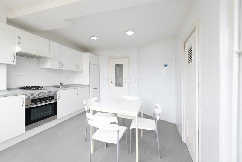 Foto 644558c3-2b62-4e67-be57-cd90d70be0ce. Appartement avec parking dans Limonar Málaga