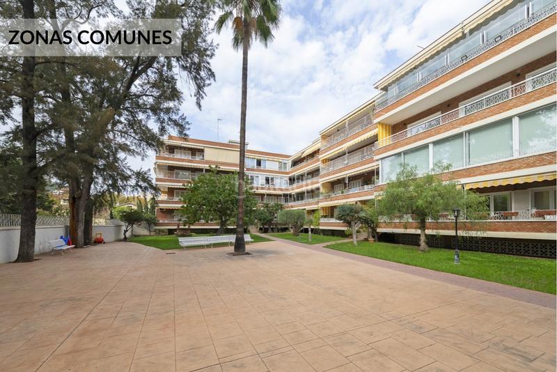 Foto 89477224-d73e-440f-88d8-28228cdf073e. Appartement avec parking dans Limonar Málaga