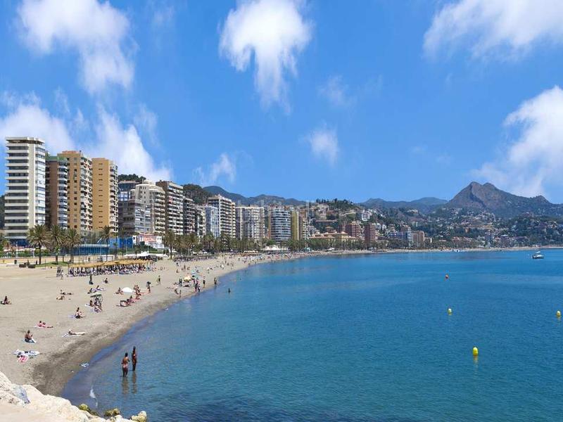 Foto ca4fd6a6-cb3f-4db3-bbb9-3920afb60f6f. Appartement avec parking dans Limonar Málaga