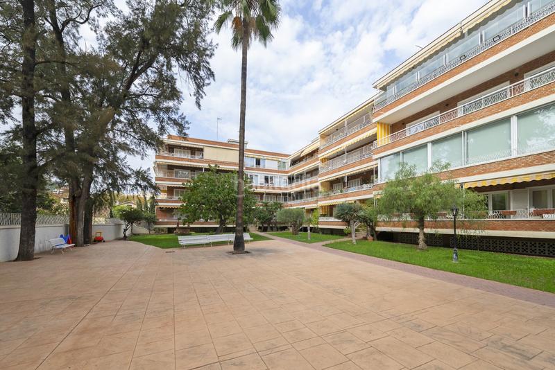 Foto e7640ad2-812e-47d3-a176-5153be6c2370. Appartement avec parking dans Limonar Málaga