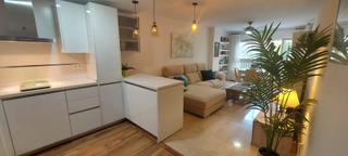 Pis a La Barriguilla. Vivienda totalmente reformada en recinto cerrado con piscina. ca