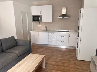 Alquiler Piso en Camino de Antequera. Estudio en planta de calle en juan valdés. málagaa estrenarobra
