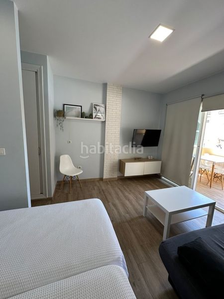 Foto 663876eb-6978-4057-980f-a3ad15523c3c. Affitto monolocale con piscina in La Carihuela - Los Nidos Torremolinos